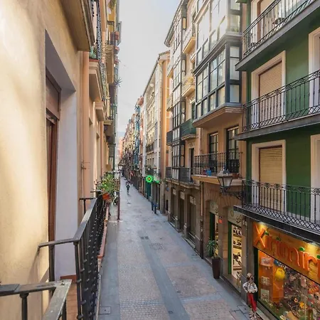 Apartment Artekale Old Town By Next Stop