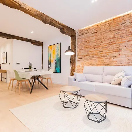 Apartment Artekale Old Town By Next Stop *